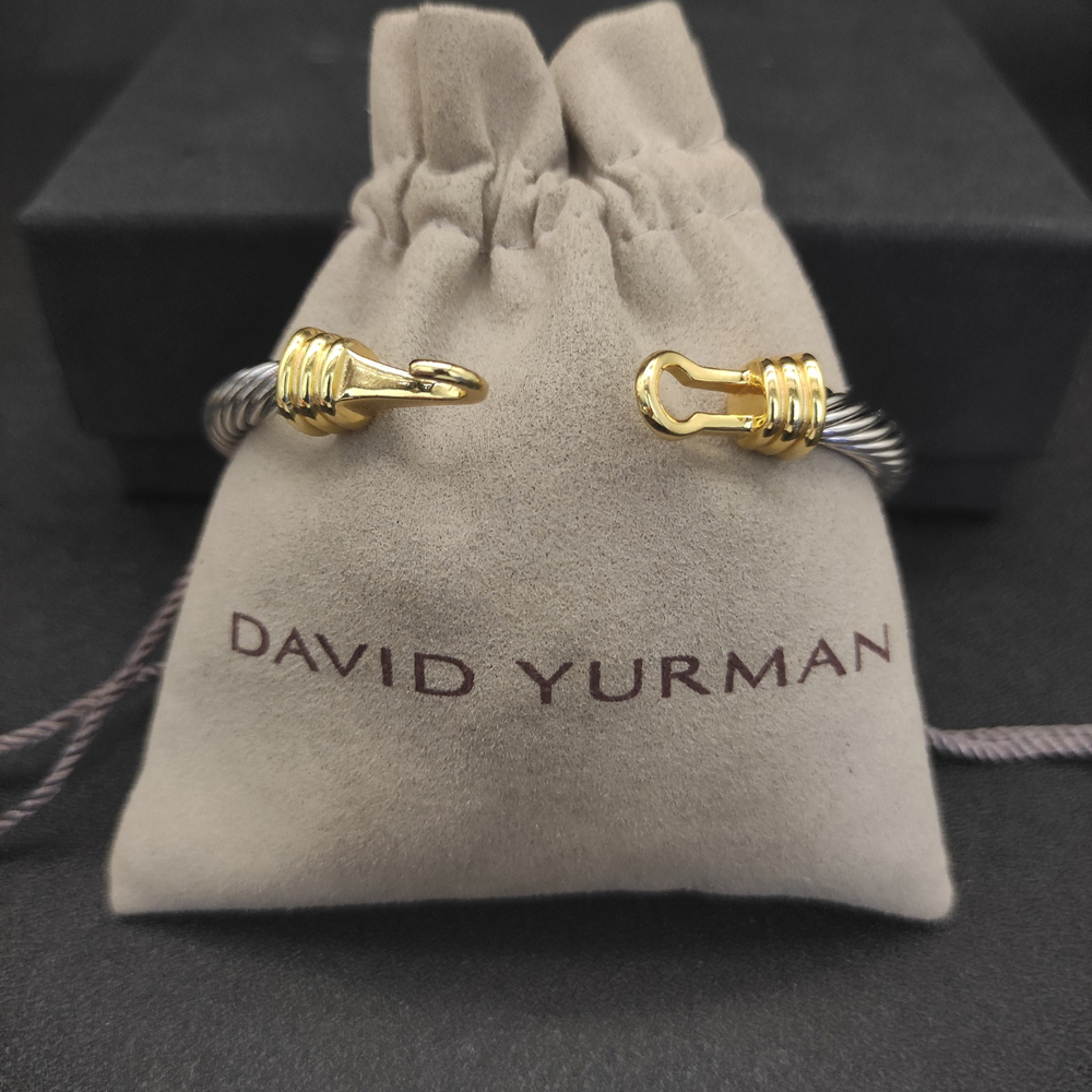 David Yurman 5mm gold hook bracelet - Picture 4 of 9